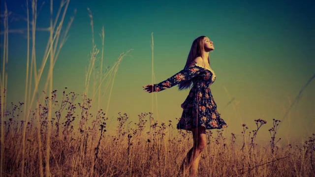 Platform feat Mina Fedora- Never Mind смотреть онлайн