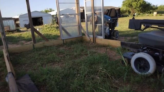 How To Build A Greenhouse With Old Windows, Part 6 смотреть онлайн