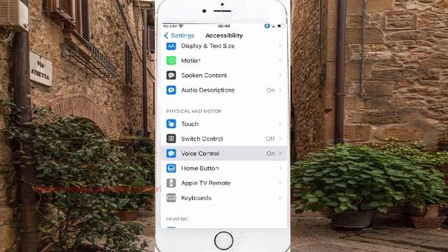 iPhone 7 : How to turn on or off Scroll left Voice Control смотреть онлайн