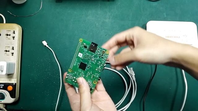 Raspberry pi Connect the computer through SSH --Smraza смотреть онлайн
