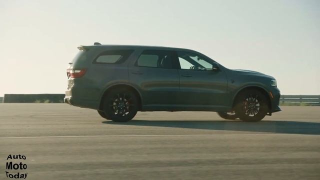 2021 Dodge Durango SRT Hellcat - Amazing Sound on Track смотреть онлайн
