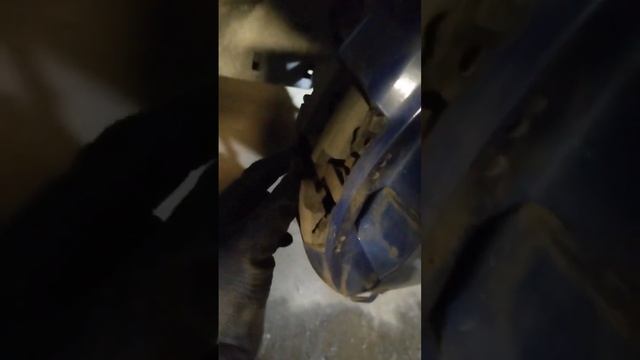 Тормозные колодки BMW M пакет и лишние звуки. смотреть онлайн