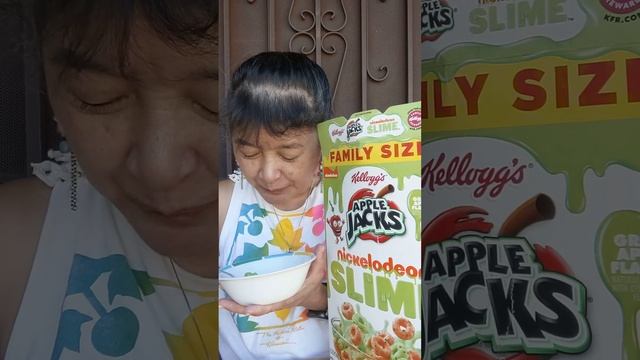 LIMITED TIME: Kellogg's Nickelodeon Slime Apple Jacks Cereal #2022FallFeeding смотреть онлайн