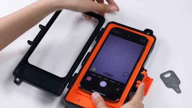 Recommendation of good thing-2：Waterproof Diving phone case смотреть онлайн