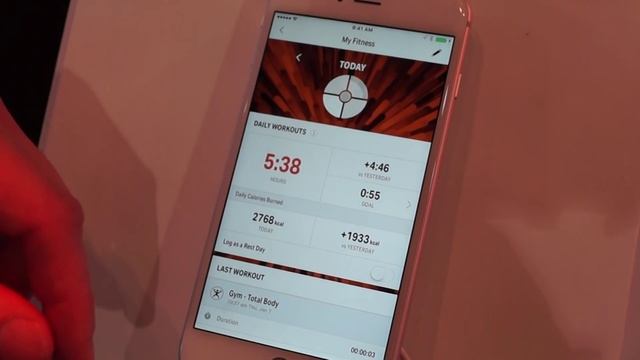 Up close look at UA Record app for iOS and Android смотреть онлайн
