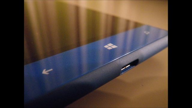 HTC 8s Windows Phone Overview With Beats Audio смотреть онлайн