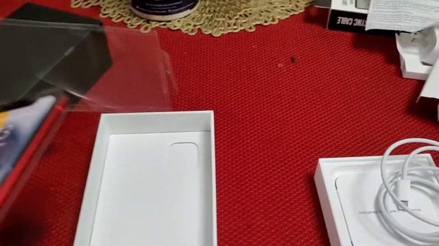 iphone 11 de 256 GB que trae en su caja color Rojo 2021 смотреть онлайн