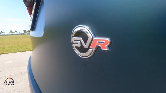 Test Drive Jaguar F-Pace SVR 2021; lujo, tecnología y 550 HP смотреть онлайн