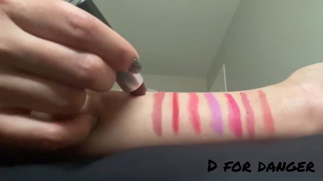 MAC Lipsticks Obsession смотреть онлайн