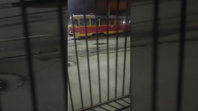 ОЧЕНЬ СТРАШНЫЙ, ЖУТКИЙ, И НЕМНОГО СГОРЕВШИЙ ТРАМВАЙ-ПРИЗРАК В БАРНАУЛЕ!!!!!😱😱ВРЕМЯ СЪЁМКИ 02:00 НОЧ смотреть онлайн
