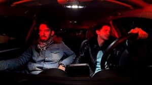 ЖЁСТКО НАПУГАЛИ ПАССАЖИРА В ТАКСИ / ОМОН / РЕАКЦИЯ ЛЮДЕЙ