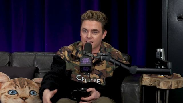 Jesse McCarteny Reveals Secrets Behind The Masked Singer смотреть онлайн