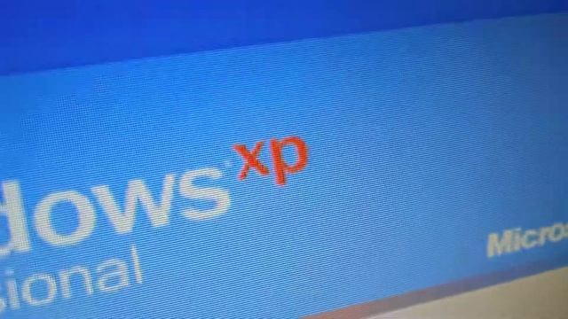 Windows XP'S Classic Logon Window in 16 bits смотреть онлайн