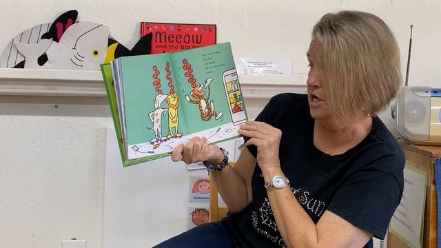 Ten Apples Up On Top! By Dr. Seuss - Read by Teacher Heather смотреть онлайн