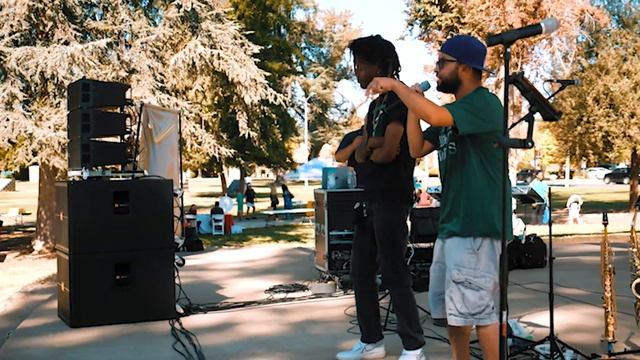 State of the Art Portable Outdoor Cubicle | Rhymosaurs смотреть онлайн