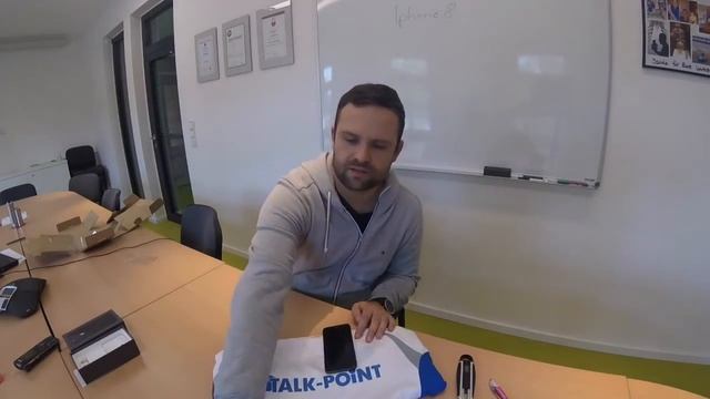 Unboxing Iphone 8 vs IPhone 7 vs LG G6 vs Samsung S8 deutsch by Talk Point PHONE CALL смотреть онлайн