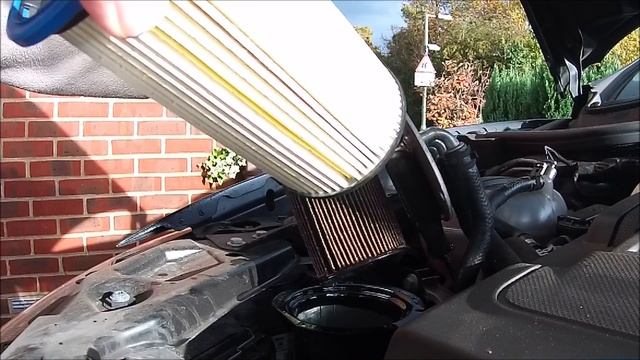 fuel filter change Seat leon 1.6 TDI UK смотреть онлайн