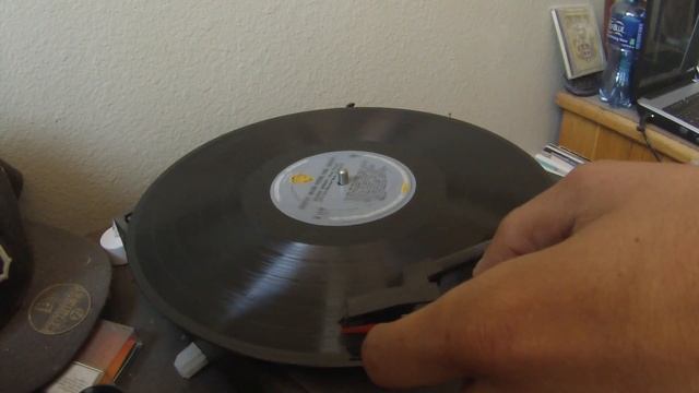 "Rhythm Roulette" - Clypto смотреть онлайн