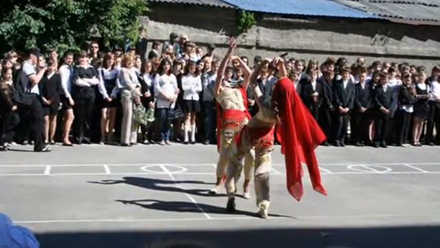 Последний звонок 2010,второй класс,.wmv смотреть онлайн