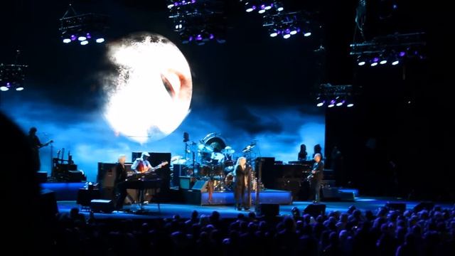 Fleetwood Mac: Sisters of the Moon (Toronto, Feb 3 2015) смотреть онлайн