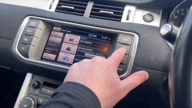 Land Rover Range Rover Evoque SD4 Pure смотреть онлайн