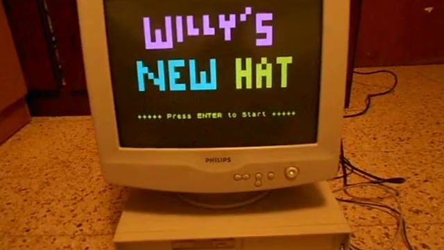 Pedro Gimeno's ZX-Spectrum emulator - Willy's New Hat смотреть онлайн