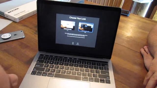 Mac Book pro 2018 unboxing 😊 смотреть онлайн