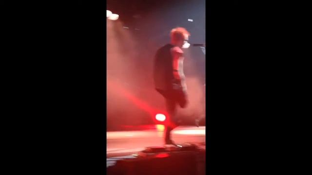 5 seconds of summer ITunes festival 2014 - Heartbreak girl смотреть онлайн