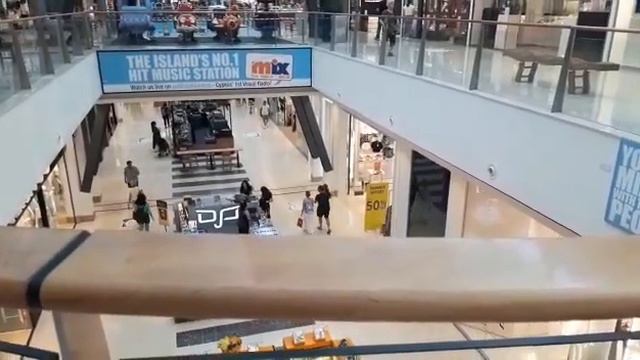 Mall of Cyprus - 9 Ιουνίου смотреть онлайн