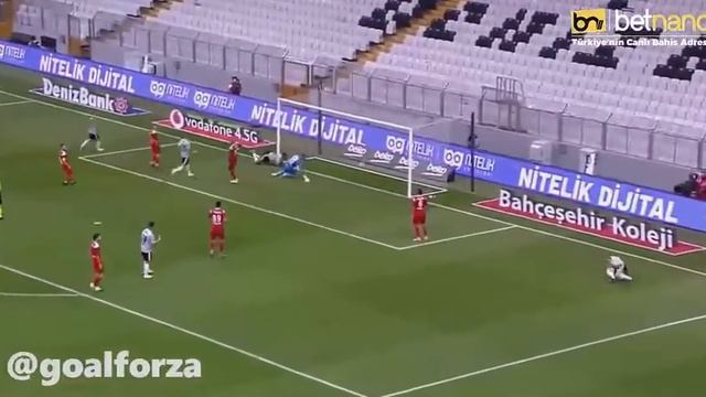 33' Cyle Larin Beşiktaş 1-0 Antalyaspor смотреть онлайн