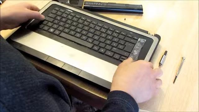 THÁO LẮP,THAY BÀN PHÍM LAPTOP HP 635 /LAPTOP TASTATUR HP WECHSELN /REPLACE KEYBOARD HP. смотреть онлайн