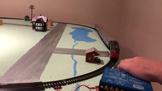 Amtrak ho scale train set смотреть онлайн