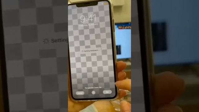How to get a transparent wallpaper!?😱🤯 смотреть онлайн
