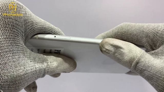 iPhone XR 64GB White Battery Health- 96% Good Condition смотреть онлайн