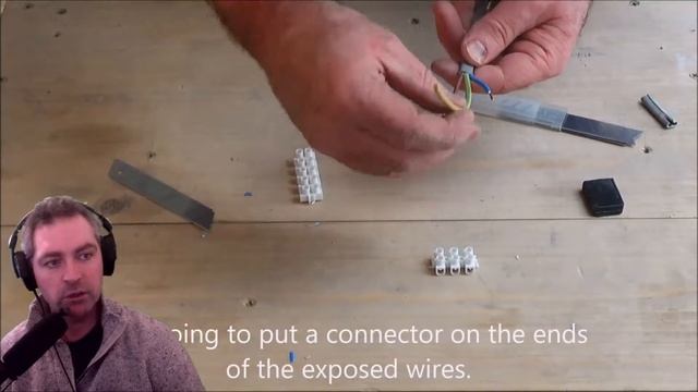 Stripping Electrical Cable Without a Wire Stripper смотреть онлайн