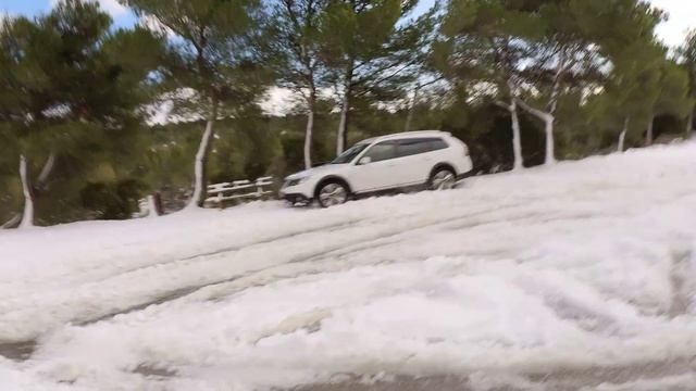 SAAB 9-3X XWD in the snow on winter tyres смотреть онлайн