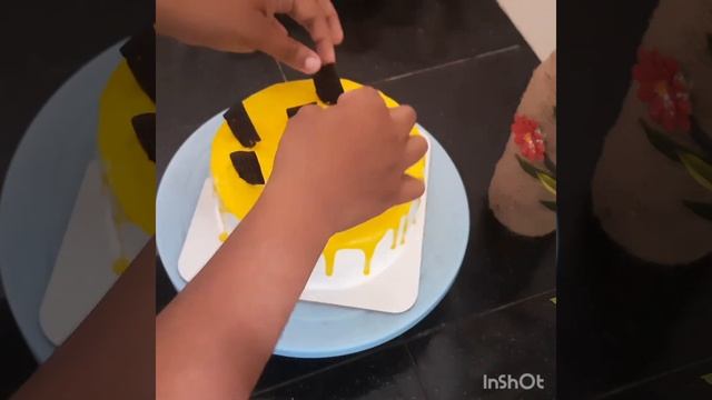 Pinapple Truffle cake design ideas #happycustomer #cakedesign #shortvideo #home #cake #cakelover смотреть онлайн