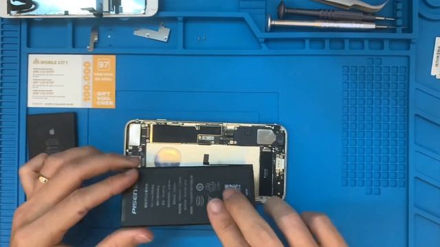 Thay Pin iPhone 7 Plus смотреть онлайн