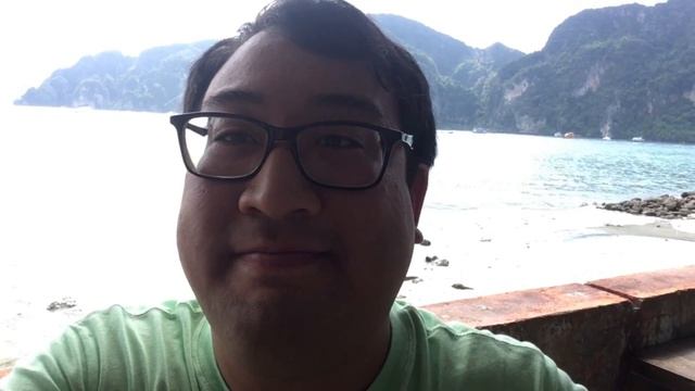 Vlog #25 - First Day in Phi Phi Island смотреть онлайн