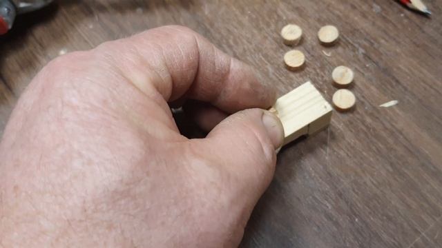 заглушки из дерева( быстрое решение по ходу работы) смотреть онлайн