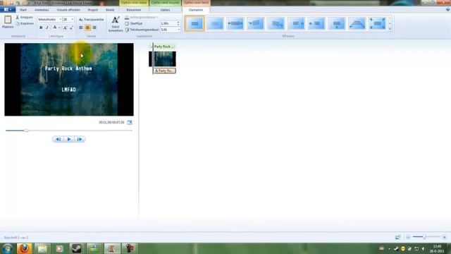 How To Make a Lyric With Windows Live Moviemaker - Tutorial смотреть онлайн