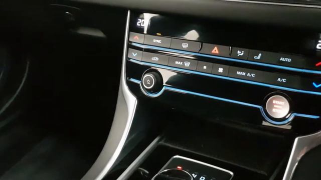 2017 JAGUAR XF R SPORT 180BHP AUTO 1 OWNER смотреть онлайн