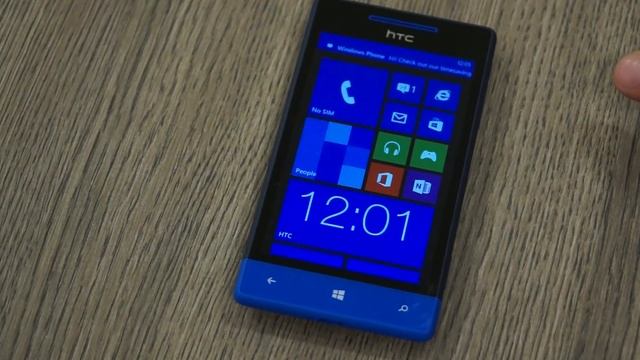 HTC Windows Phone 8S Unboxing Featuring 8X - iGyaan смотреть онлайн