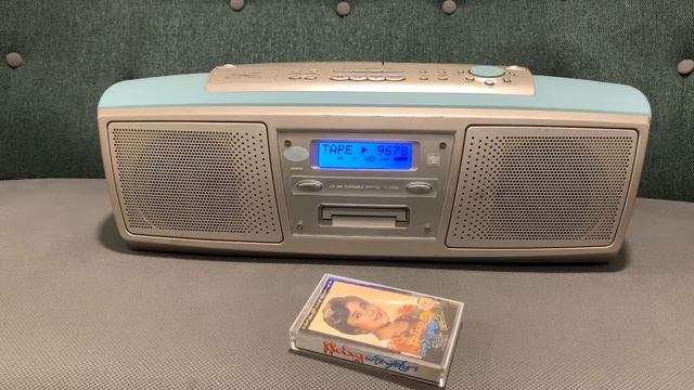 Victor RC-MD33-A CD / Cassette Radio player смотреть онлайн