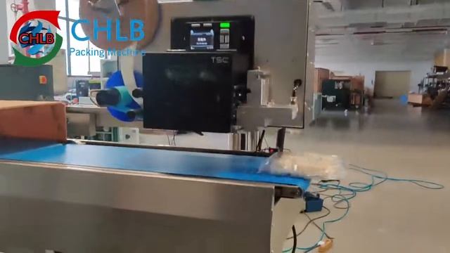 Multi-function automatic Weighing machine+ labeling machine多功能全自动称重贴标机 CHLB смотреть онлайн