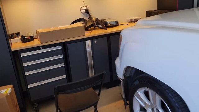 Installing power windows and power folding mirrors in 07-13 Sierra / Silverado part#1 смотреть онлайн