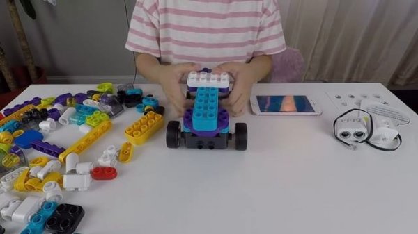 BOTZEES STEM TOY ROBOT UNBOXING AND GIVEAWAY