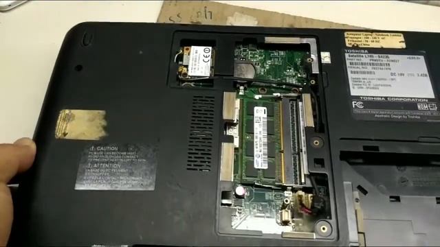 How to disassemble Toshiba Satellite L745 laptop смотреть онлайн