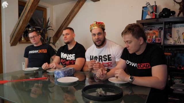 Nejrychlejší vyhrává / Poslední trpí смотреть онлайн