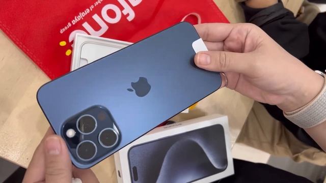UNBOXING HP SEHARGA MOTOR ! BARAKALLAHU Fii UMRIK BUNDA | IPHONE 15 PRO MAX 512 GB BLUE TITANIUM смотреть онлайн